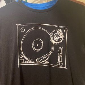Old navy shirt